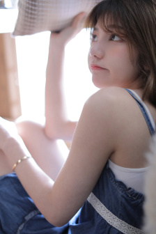 舌头不断伸进去花缝H